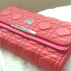 Dior purse